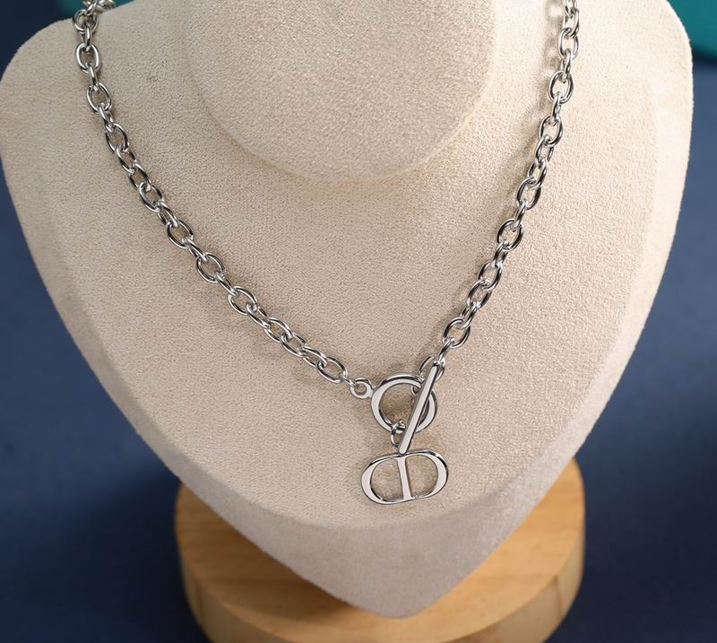 Dior Necklace 01lyr52